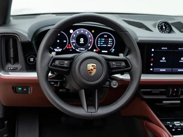 Porsche Cayenne — Фото автомобиля 13