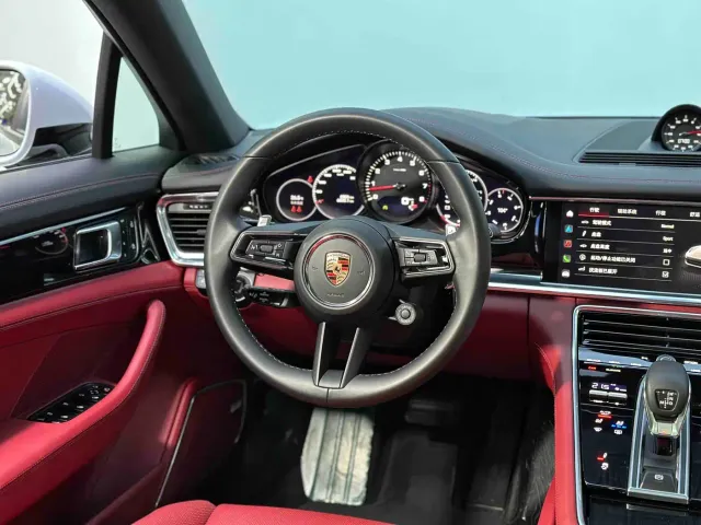 Porsche Panamera — Фото автомобиля 13