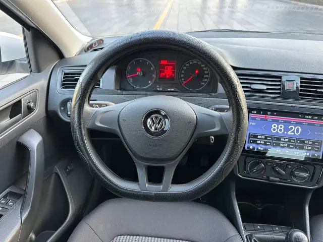 Volkswagen Santana — Фото автомобиля 14