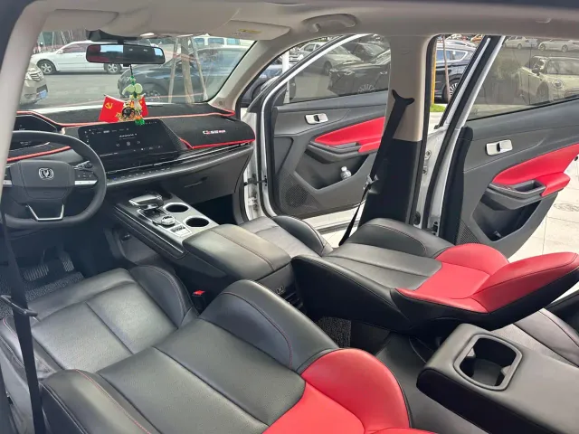 Changan CS55 Plus — Фото автомобиля 16