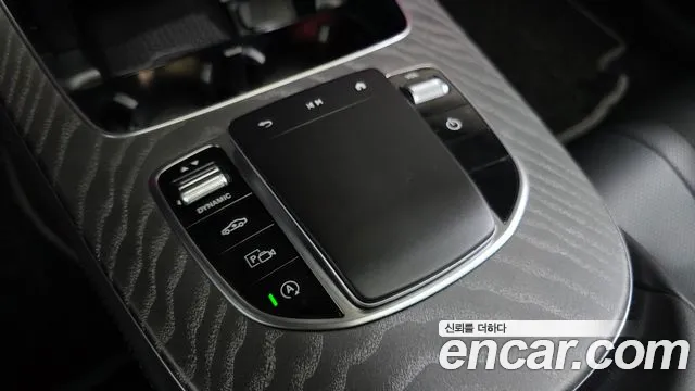 Mercedes-Benz CLS-Class — Фото автомобиля 18