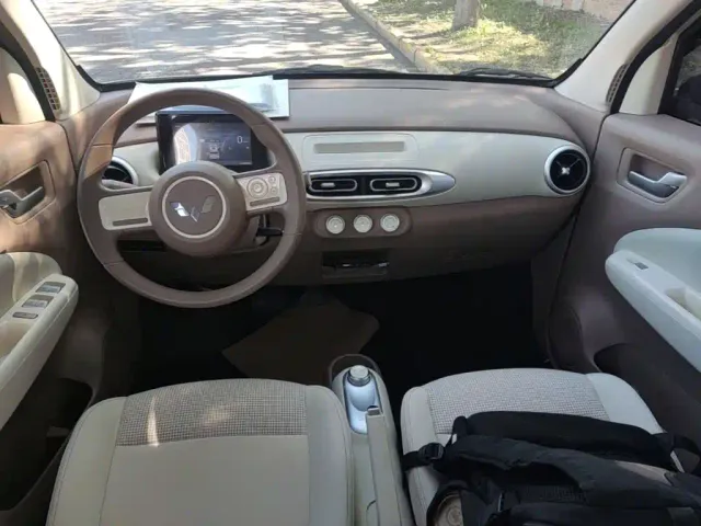 Wuling Hongguang Mini EV — Фото автомобиля 9