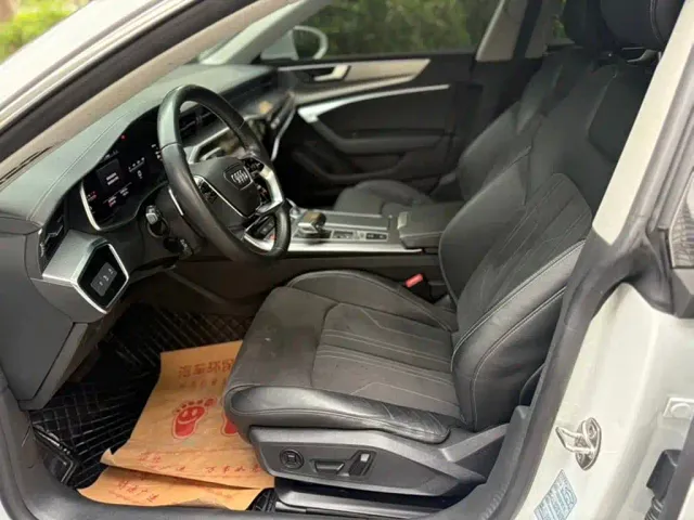 Audi A7L — Фото автомобиля 7