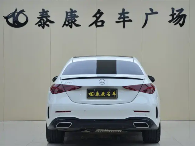 Mercedes-Benz C-Class — Фото автомобиля 3