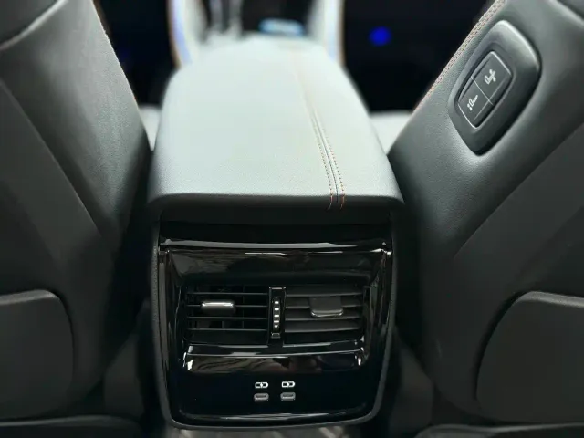 Toyota Avalon — Фото автомобиля 17