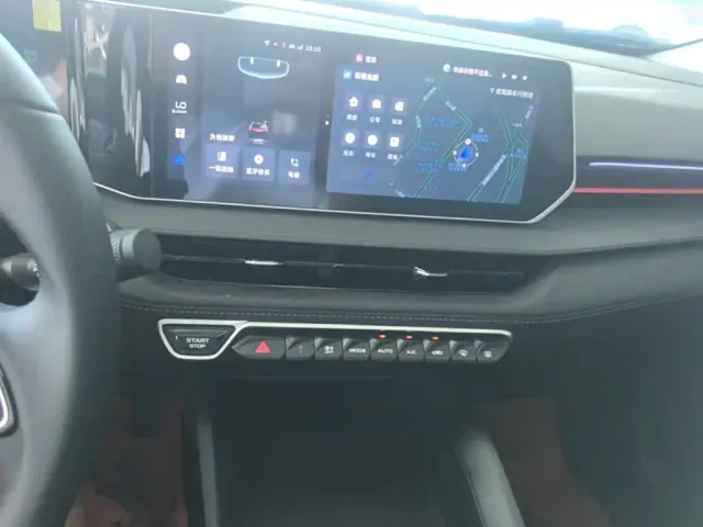 Geely Binrui — Фото автомобиля 12