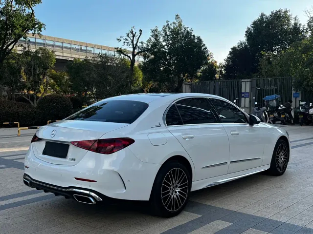 Mercedes-Benz C-Class — Фото автомобиля 16