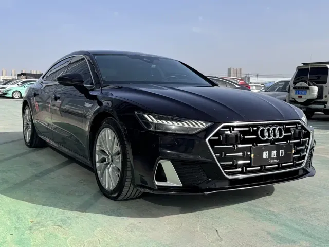 Audi A7L — Фото автомобиля 3
