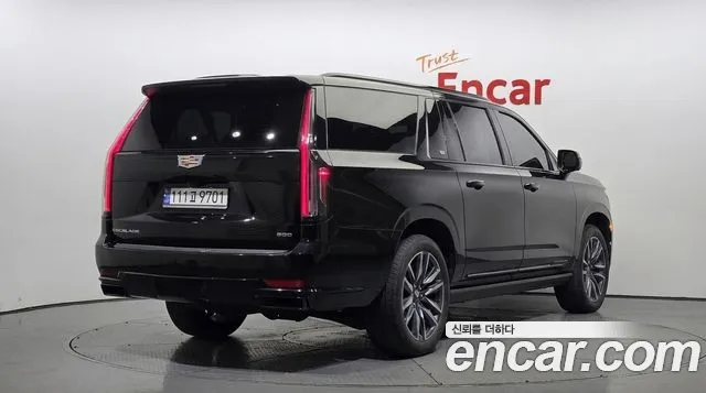 Cadillac Escalade Escalade 5 поколение — Фото автомобиля 2