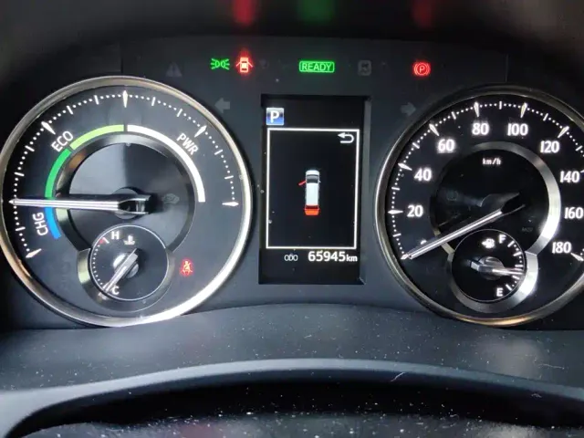 Toyota Vellfire — Фото автомобиля 14