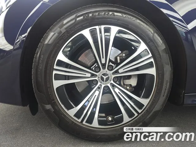 Mercedes-Benz E-Class W214 — Фото автомобиля 5