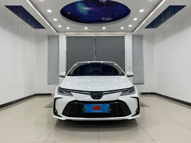 Toyota Corolla — Фото автомобиля 2