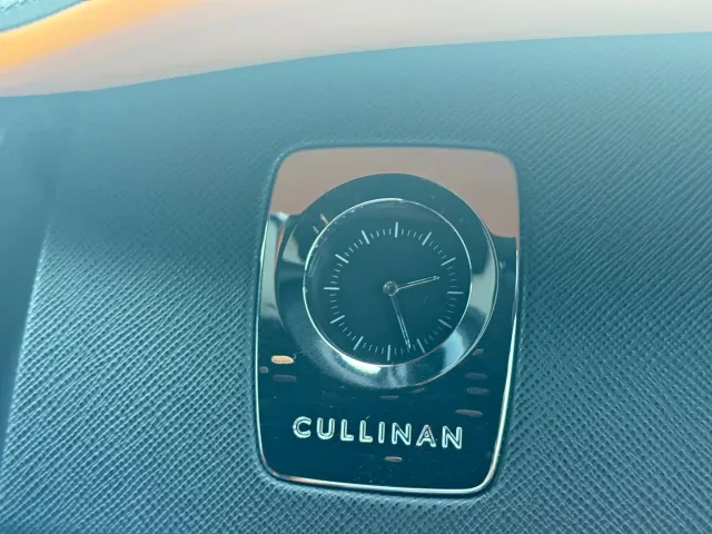 Rolls-Royce Cullinan — Фото автомобиля 24