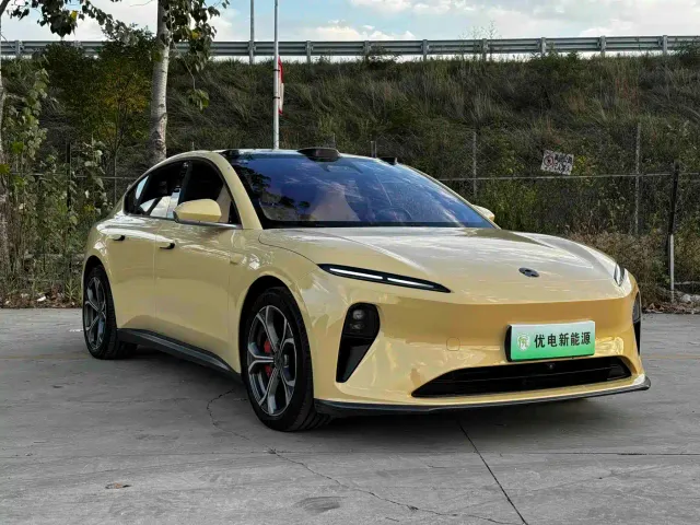 Nio ET5 — Фото автомобиля 3