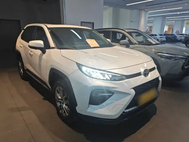 Toyota Wildlander — Фото автомобиля 3