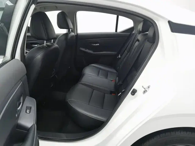 Nissan Sylphy 2023 1.6L CVT Deluxe Edition — Фото автомобиля 15