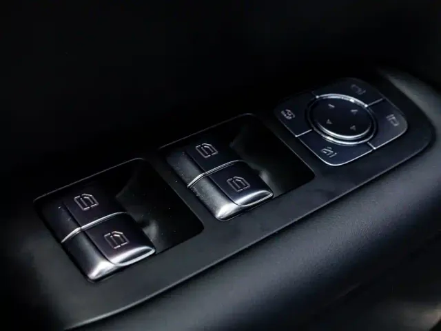 Li Auto Li Xiang L9 2025 Ultra Smart Renewal Edition — Фото автомобиля 12