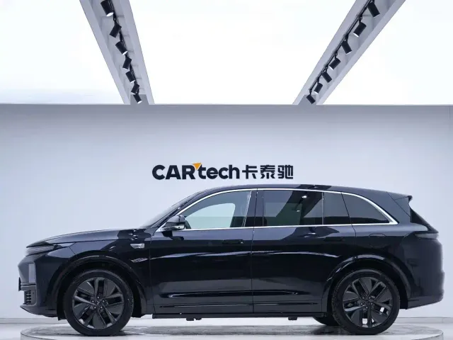 Li Auto L7 — Фото автомобиля 2