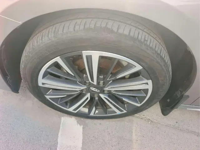 Chery Arrizo 8 — Фото автомобиля 5