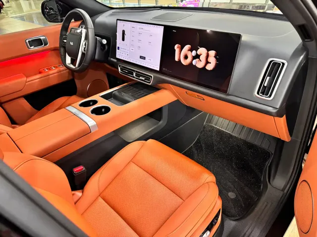 Li Auto L7 — Фото автомобиля 19
