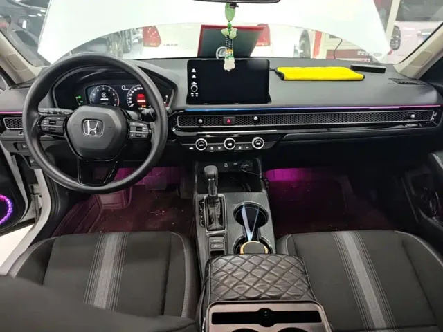 Honda Civic — Фото автомобиля 9