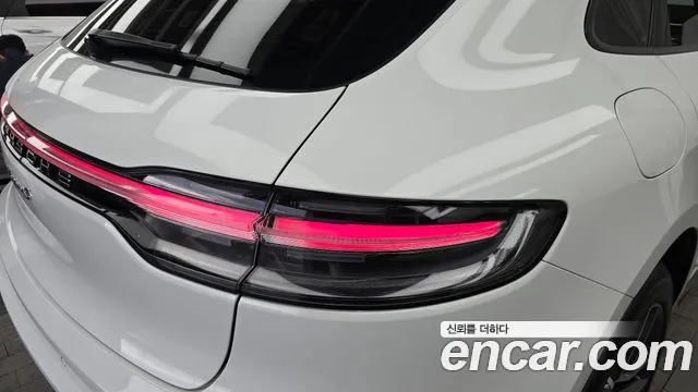 Porsche Macan — Фото автомобиля 19