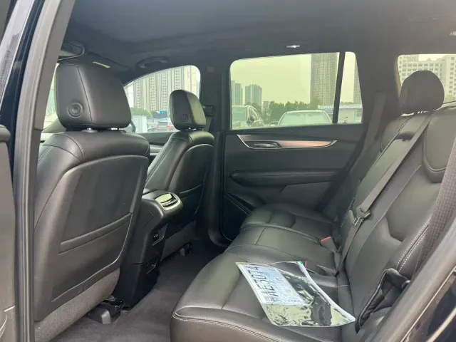 Cadillac XT6 — Фото автомобиля 5