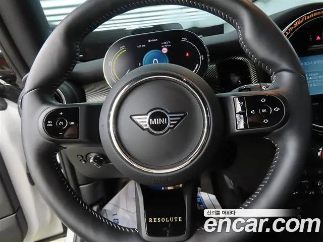 MINI Cooper Cooper Electric — Фото автомобиля 8