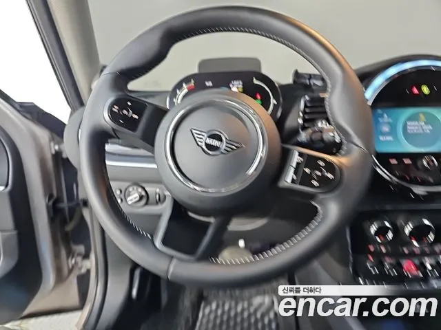 MINI Clubman — Фото автомобиля 9