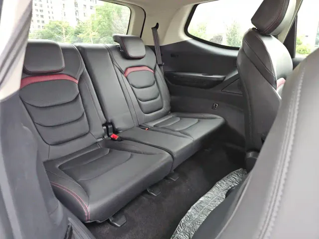 Maxus SAIC Maxus D90 Pro — Фото автомобиля 10