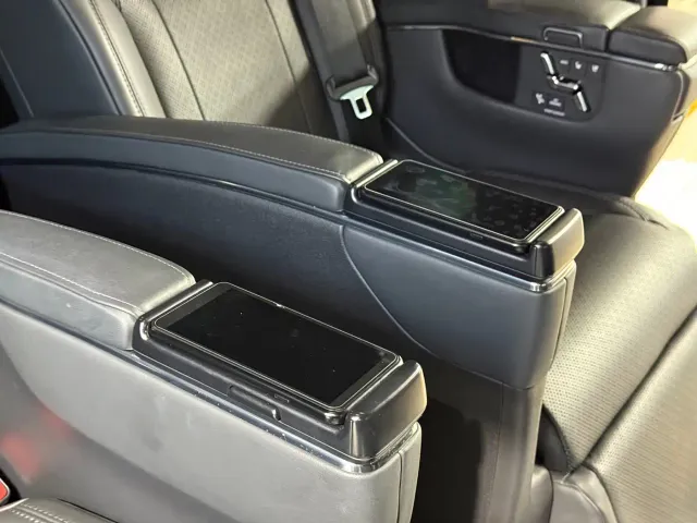 Toyota Vellfire — Фото автомобиля 18