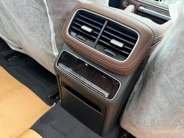 Mercedes-Benz GLE L — Фото автомобиля 23