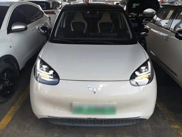 Wuling Bingo — Фото автомобиля 2