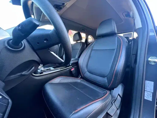 Kia Seltos — Фото автомобиля 9