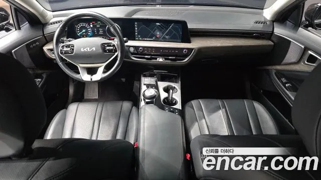 Kia K8 — Фото автомобиля 10