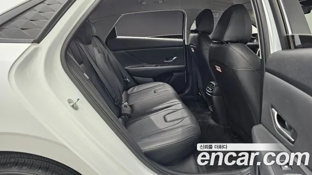 Hyundai Avante — Фото автомобиля 27