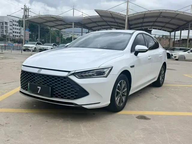 Фотография автомобиля — BYD Qin PLUS