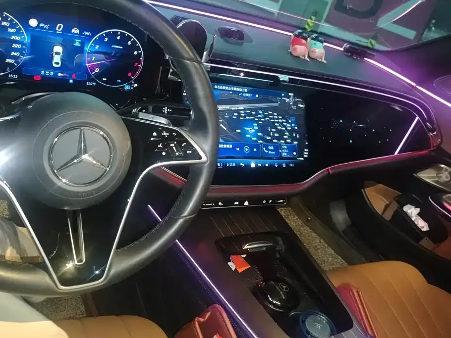 Mercedes-Benz Mercedes-Benz E-Class 2024 Model E 300 L Luxury — Фото автомобиля 12