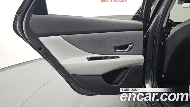 Hyundai AVANTE Avante (CN7) — Фото автомобиля 24