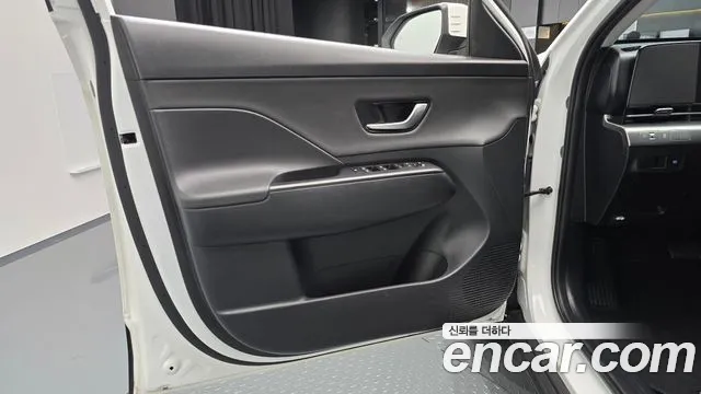 Hyundai Kona SX2 — Фото автомобиля 23