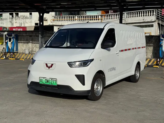 Фотография автомобиля — Wuling Yangguang