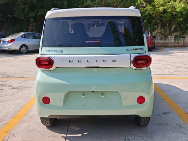 Wuling Hongguang Mini EV — Фото автомобиля 7