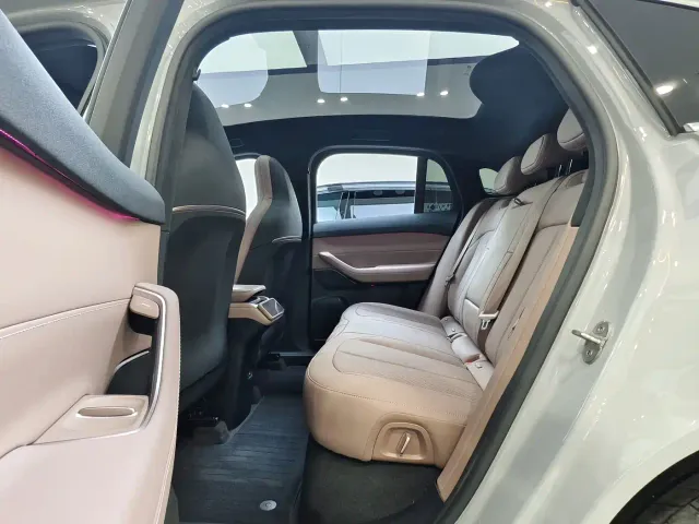 Nio EC6 — Фото автомобиля 7