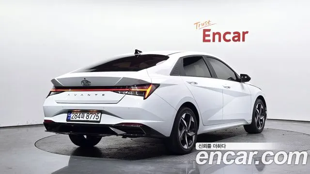 Hyundai AVANTE Avante (CN7) — Фото автомобиля 2