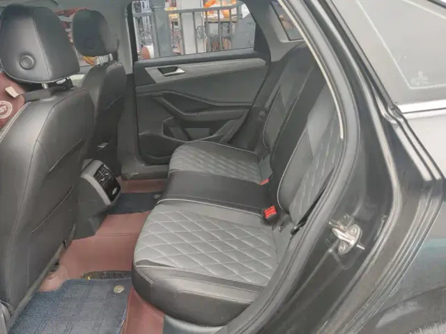 Volkswagen Sagitar — Фото автомобиля 11