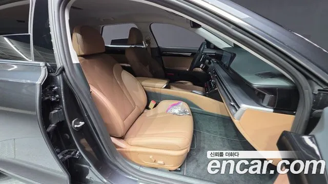 Hyundai Grandeur Grandeur (GN7) 2.5 Бензин 2WD — Фото автомобиля 27
