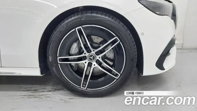 Mercedes-Benz E-Class W214 — Фото автомобиля 5