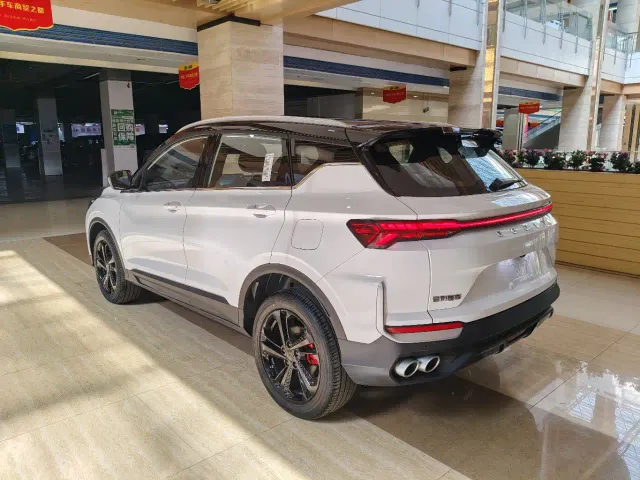 Geely Binyue — Фото автомобиля 4