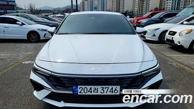 Hyundai AVANTE Modern — Фото автомобиля 3