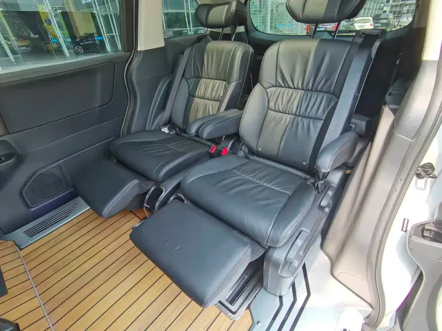 Honda Odyssey — Фото автомобиля 13